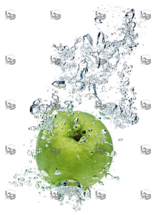 عکس سیب در آب